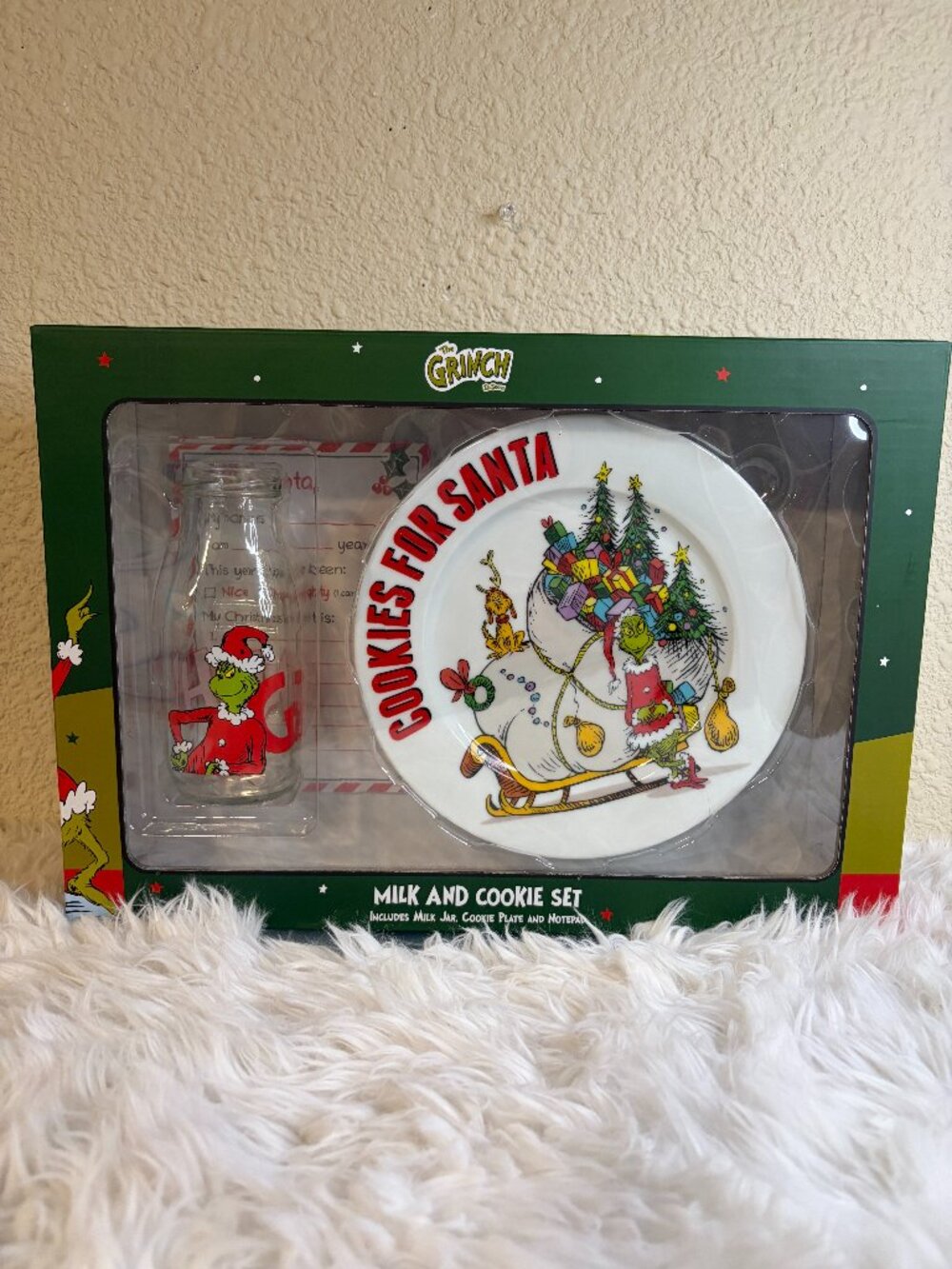 The Grinch Dr Seuss Christmas Cookies for Santa Milk Jar Plate Note Set NWT